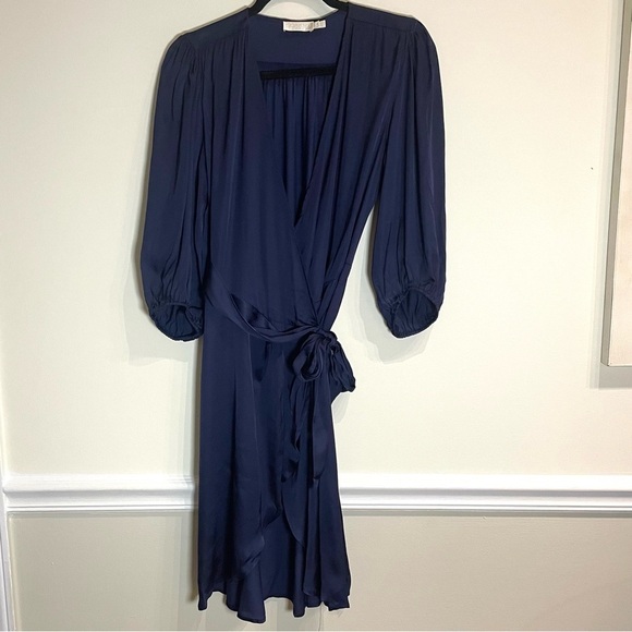 Soaked in Luxury SLEline Wrap Dress in Night Sky Navy Size Small - Picture 6 of 9